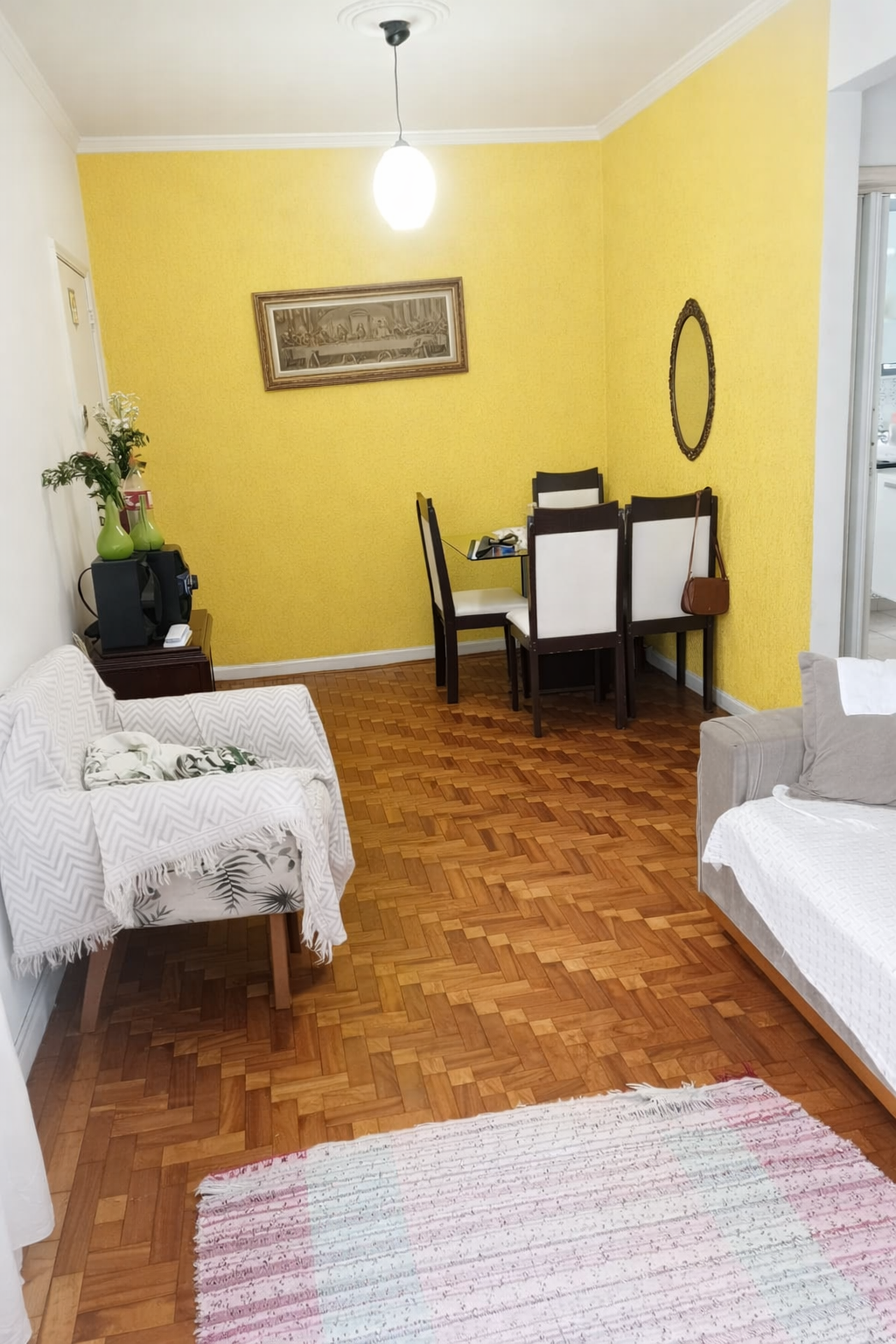 Apto 1 dormitório 75m², frente à praia, São Vicente